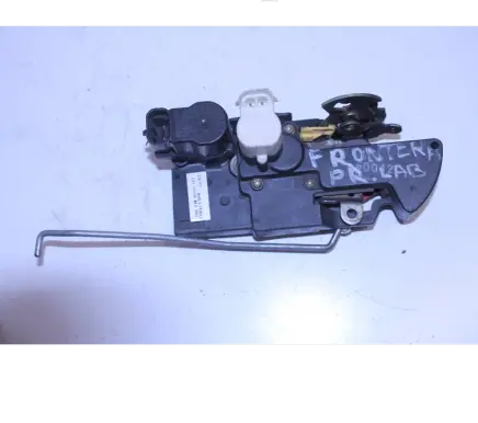 Opel Frontera B Front door lock 16637560