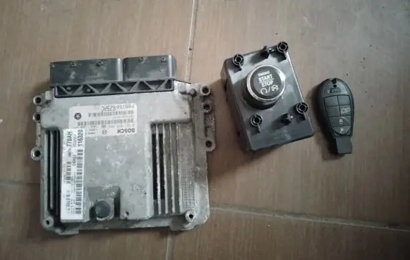 Jeep Grand Cherokee Engine control unit/module P05150625AC P05026647AJ