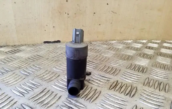 Jaguar XF X250 Windscreen/windshield washer pump