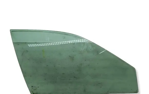 Opel Vectra B Front door window glass four-door 