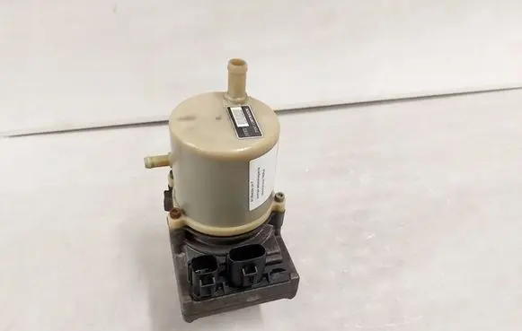 Mazda CX-7 Power steering pump