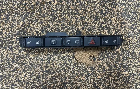 Chrysler Voyager Hazard light switch 04685842aa