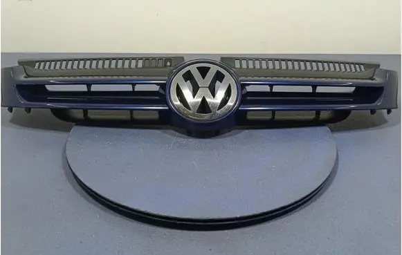 Volkswagen Golf Plus Front grill 5M0853651A