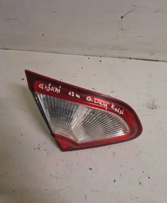 Nissan Qashqai Tailgate rear/tail lights 89503189 R26555BB01A