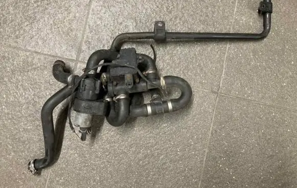 Mercedes-Benz Vito Viano W639 Water pump A6398322023 6398322023