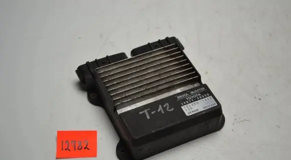 Toyota Corolla E120 E130 Fuel injection control unit/module 8987120050 1310001260