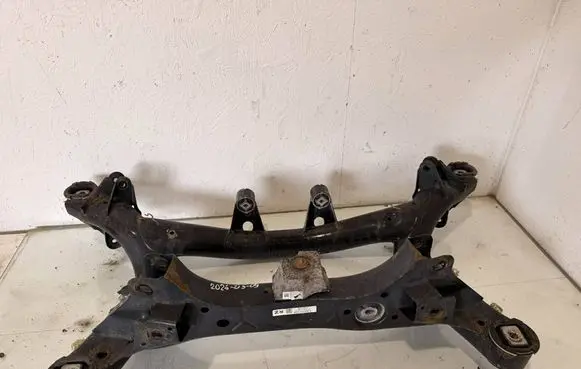 BMW 1 F20 F21 Rear subframe 6863637 2721336