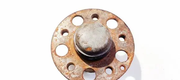 Mercedes-Benz E W211 Front wheel hub