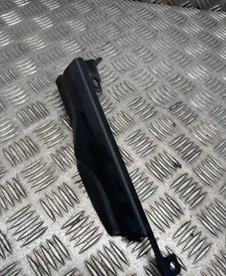 Nissan Qashqai Fender end trim 66898BR00A
