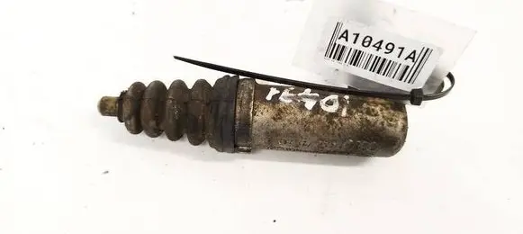 Audi A4 S4 B5 8D Clutch master cylinder 4A0721261
