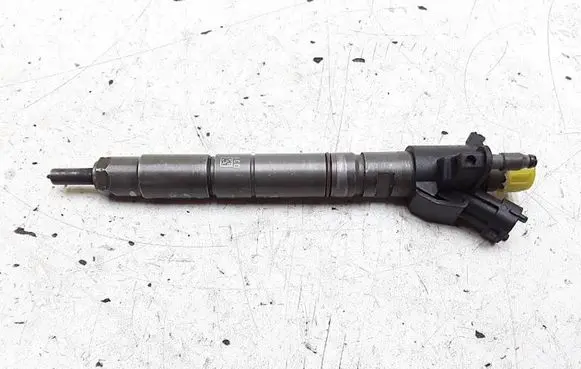Volvo S60 Fuel injector 31903238 0445116046