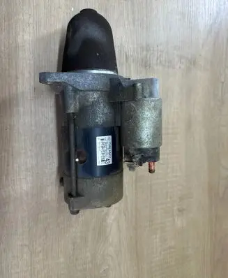 Subaru Outback Starter motor M002T89076 23300AA621 83800AA621