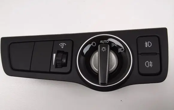 Hyundai i40 Light switch 39R1081000 933003Z940