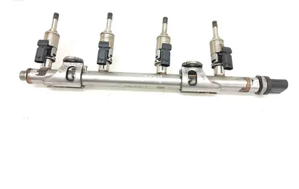 Skoda Octavia Mk3 (5E) Fuel main line pipe 04E133320D 0261500354 04E133036A