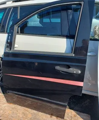 Mercedes-Benz Vito Viano W639 Front door 