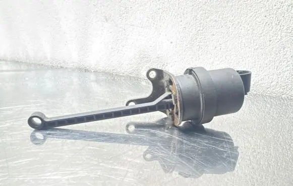 Opel Insignia A Vacuum valve 4010992E