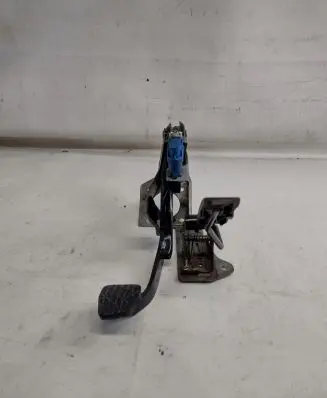 Mazda 5 Pedal assembly 