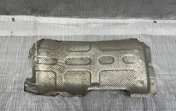Mercedes-Benz X-class W470 Exhaust heat shield 00000