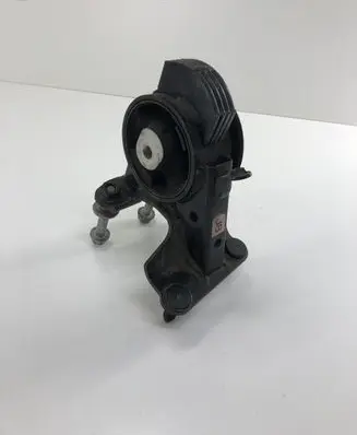 Toyota RAV 4 (XA40) Gearbox mount