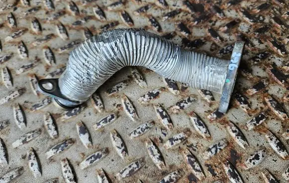BMW 5 G30 G31 Turbo turbocharger oiling pipe/hose