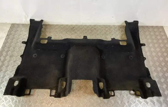 Jeep Grand Cherokee WL Rear floor carpet liner 