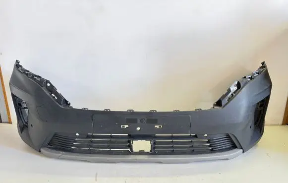 Nissan Townstar Front bumper 620223081R