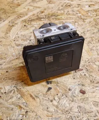 Mazda CX-5 ABS Pump KJ02437A0 06210228274 ESCK1900