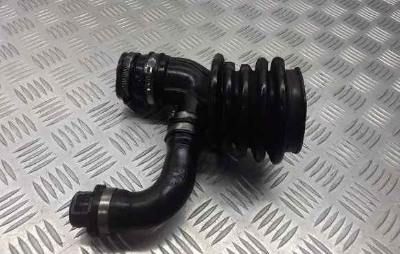 Ford Focus Air intake hose/pipe
