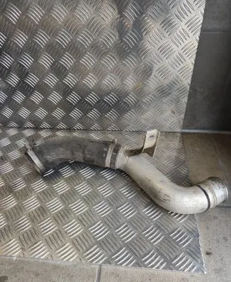 Opel Antara Intercooler hose/pipe 95909219 61360696