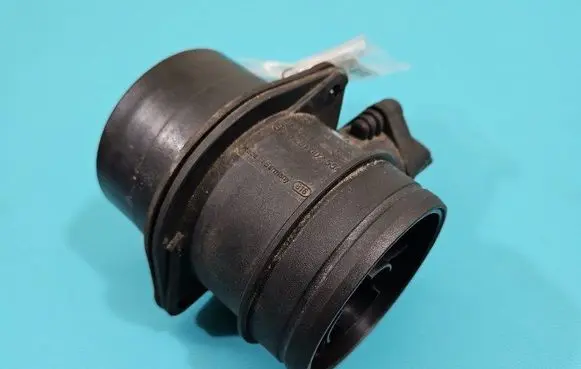 Hyundai Terracan Mass air flow meter 0281002554 IMPRK1460650