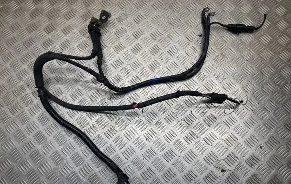 Positive cable (battery)