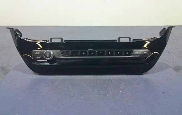 BMW X3 E83 Head unit multimedia control 5A47C38