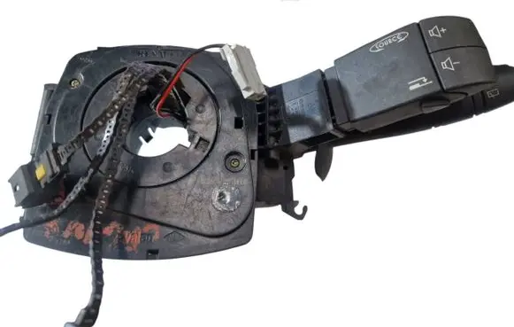 Renault Laguna II Wiper control stalk 8200328896