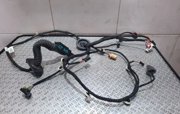 Skoda Superb B8 (3V) Rear door wiring loom 3V0971693