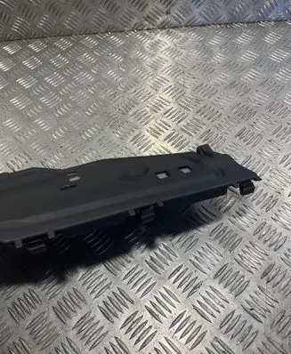 Toyota Avensis T270 Dashboard lower bottom trim panel 5560705060