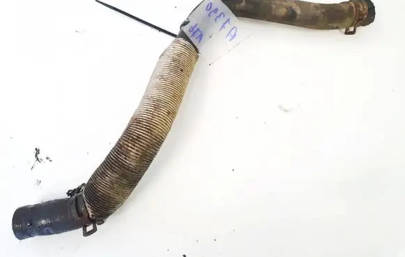 Ford Mondeo Mk III Engine coolant pipe/hose