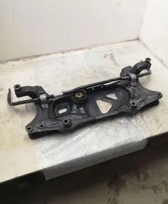 Volkswagen PASSAT B7 USA Front subframe
