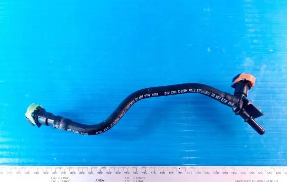 Toyota Sienna XL40 IV Engine coolant pipe/hose 2816 522223