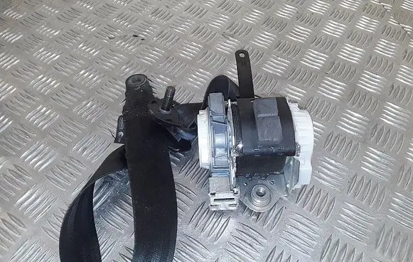 Ford Fiesta Front seatbelt 34043218b