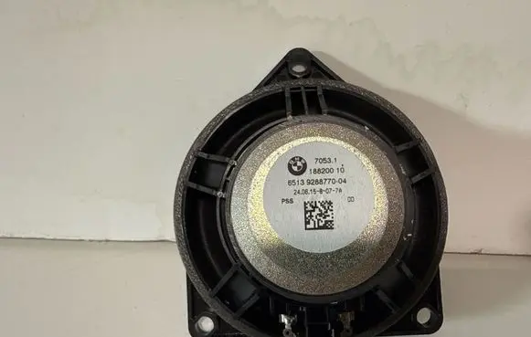 BMW 1 F20 F21 Subwoofer speaker 18820010 9288770