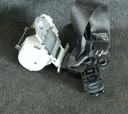 Jaguar XF X250 Front seatbelt 8X23F611C46AC