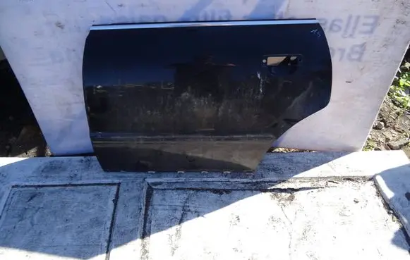 Audi A4 S4 B5 8D Rear door