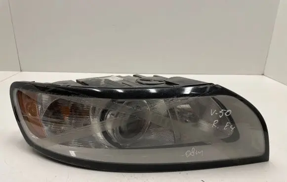 Volvo V50 Headlight/headlamp 31265695 LE06A6152 301237202