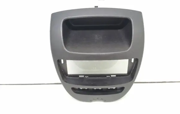 Toyota Aygo AB10 Radio/GPS head unit trim 554050H010 160900008001