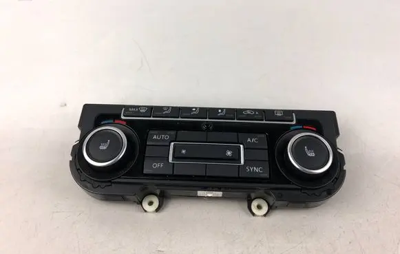 Volkswagen Tiguan Climate control unit 5K0907044GK