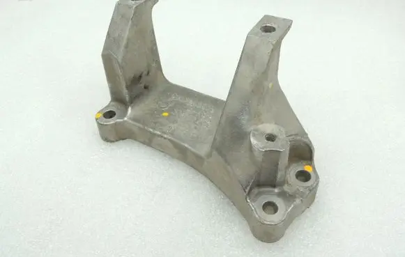 Peugeot 508 Gear shift cable bracket 1813N3 9685336180