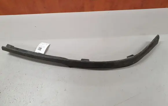 Opel Astra H Front bumper lip 13238560