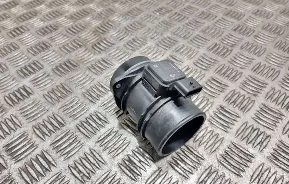 Nissan Note (E11) Mass air flow meter 8200299956 8200358901 5WK97007