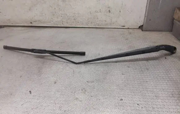 Chrysler Grand Voyager V Windshield/front glass wiper blade 05113044AB