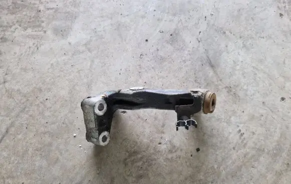 Citroen C4 II Picasso Front lower control arm/wishbone 9674718380 096152 ZSA960